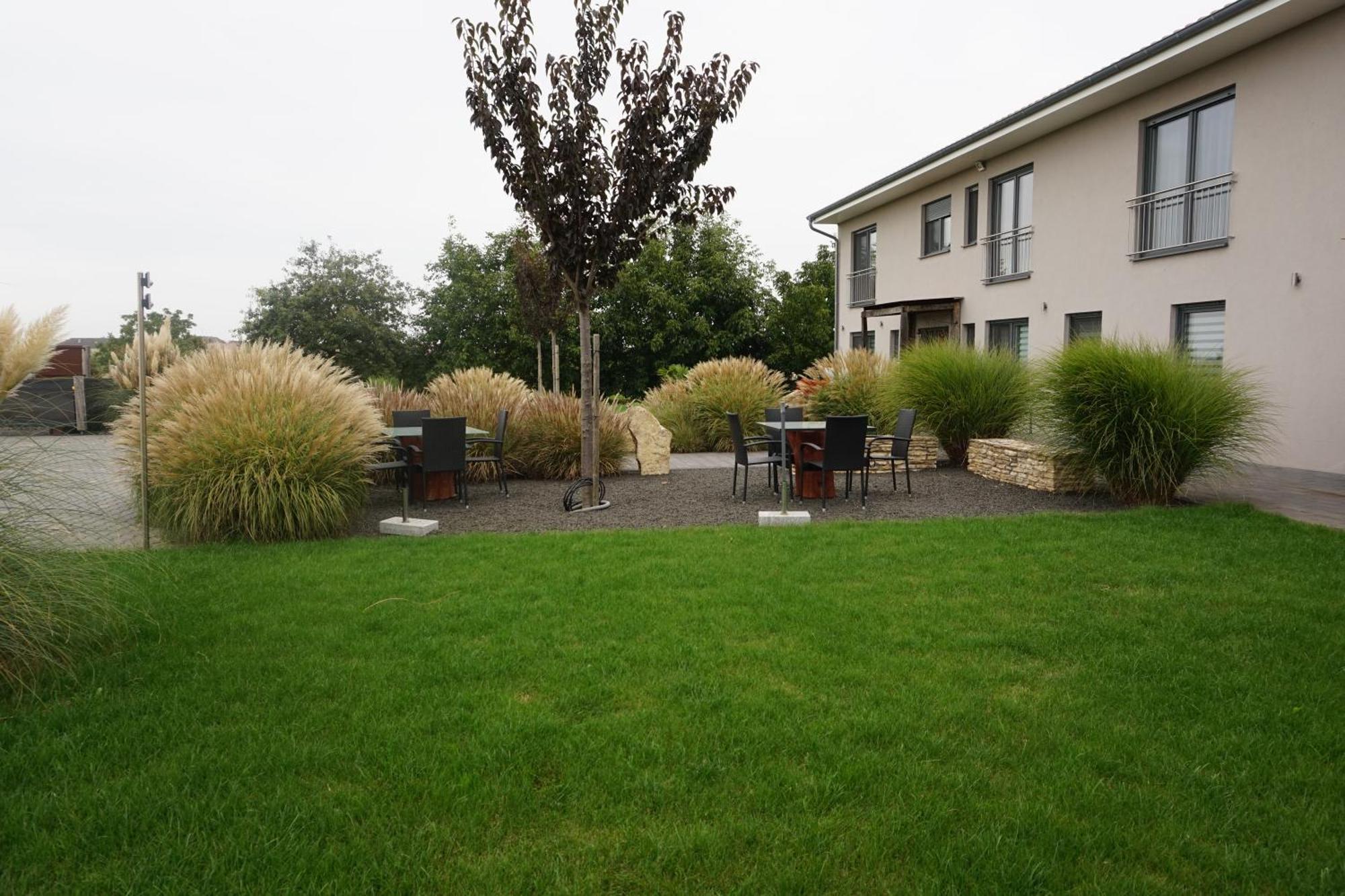 אינגלהיים אם ריין Wohnung 1 Im Kirschbluetenhof מראה חיצוני תמונה