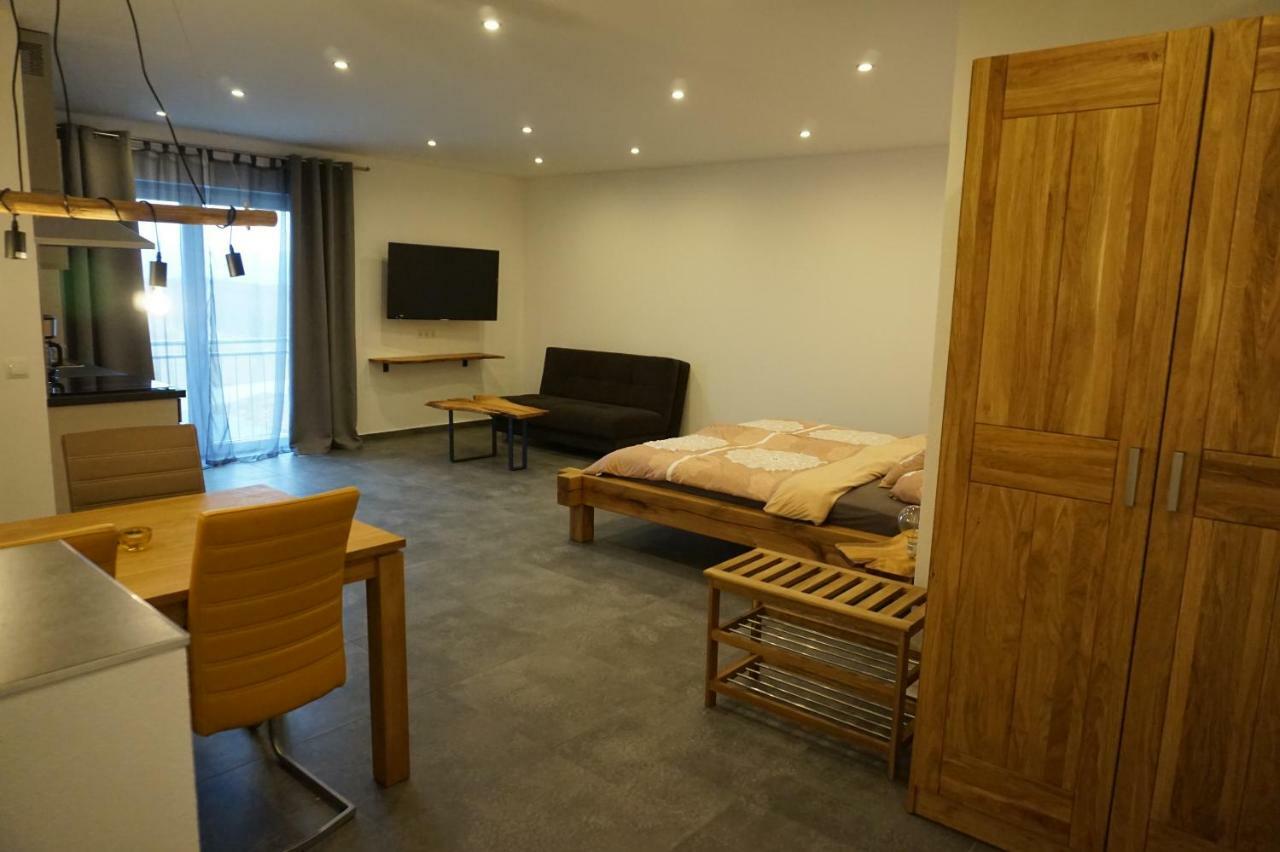 אינגלהיים אם ריין Wohnung 1 Im Kirschbluetenhof מראה חיצוני תמונה